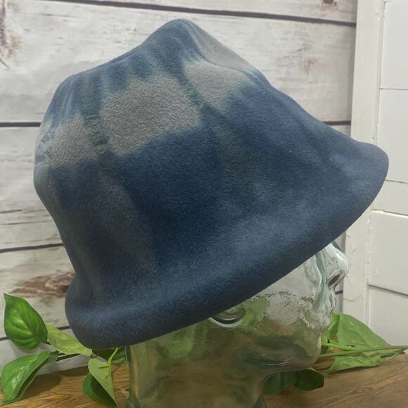 Rafi De Luca Wearable Art To Wear Made in Italy Lapin Fur Hat Blue Gray Tie Dye - Picture 2 of 13